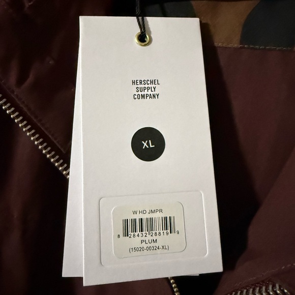 Herschel Supply Women's XL Jacket- NEW W/TAGS - Picture 3 of 4